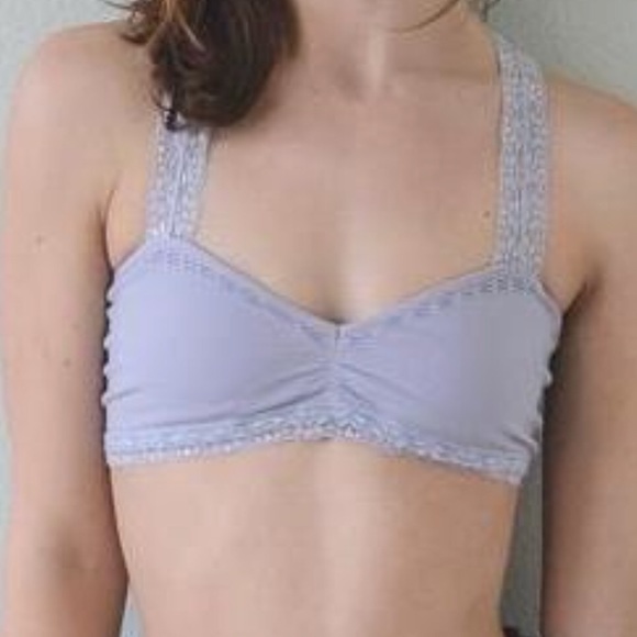 ❗️CLOSING SALE❗️ Smoky Lilac Lace Trim Bralette - Picture 3 of 3